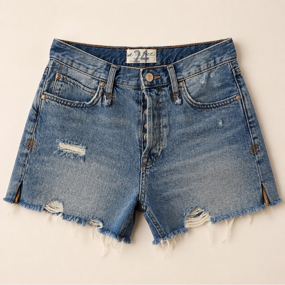 Free People We The Free Makia Cut Off Shorts Distressed Denim Size 24